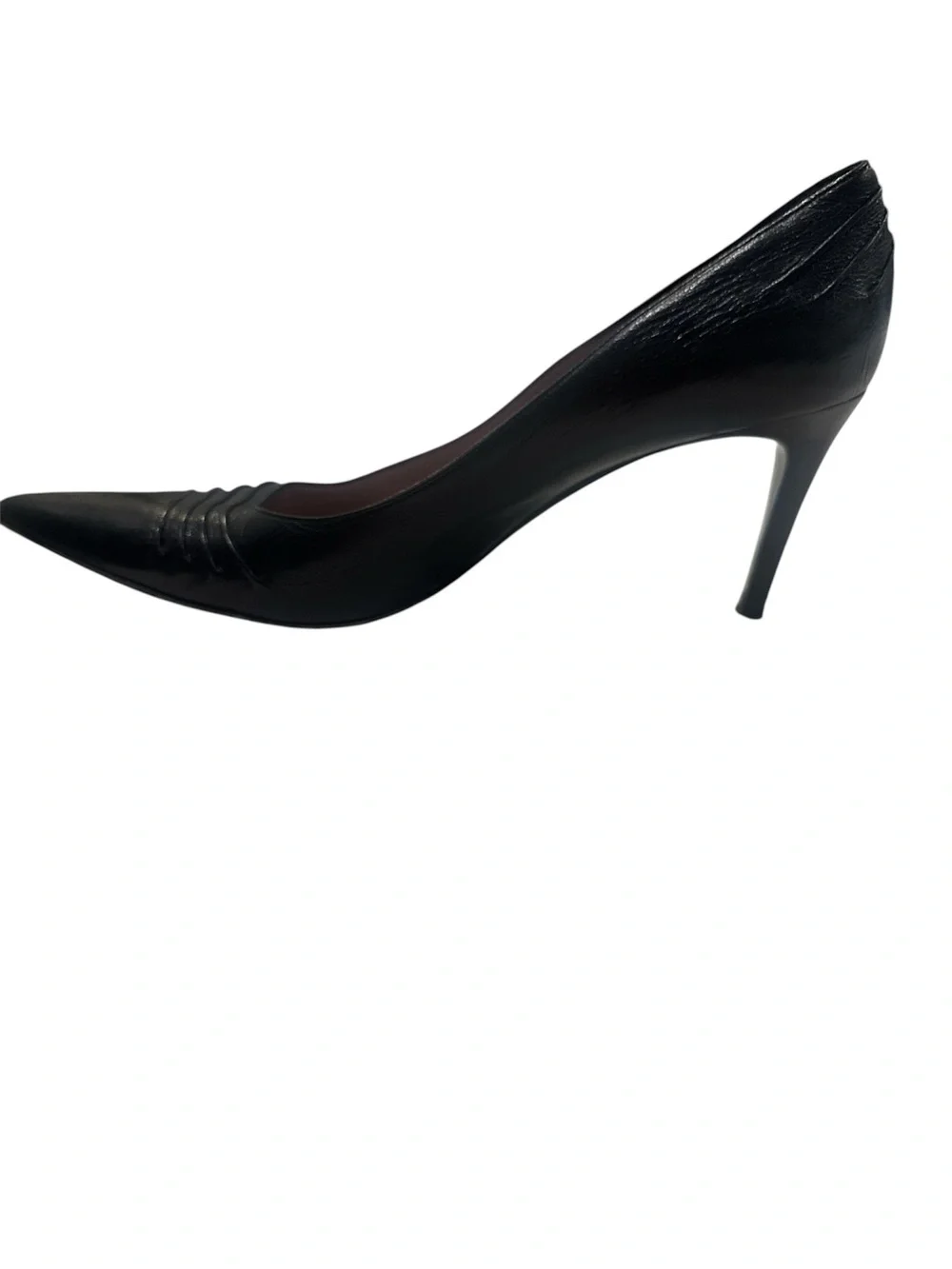 MaxMara Black Pointed Leather Pumps with Subtle Pleat Detail
